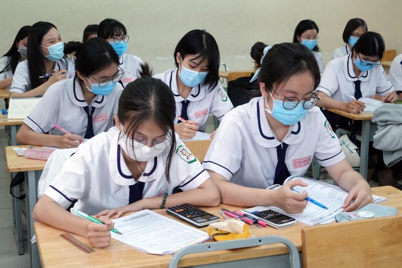 Đề thi tiếng Anh tuyển sinh lớp 10 năm 2018